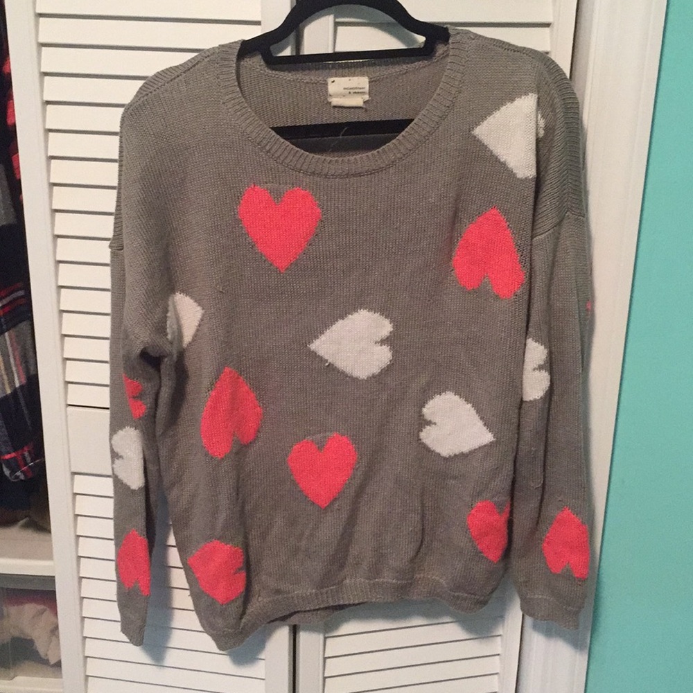 Gray sweater